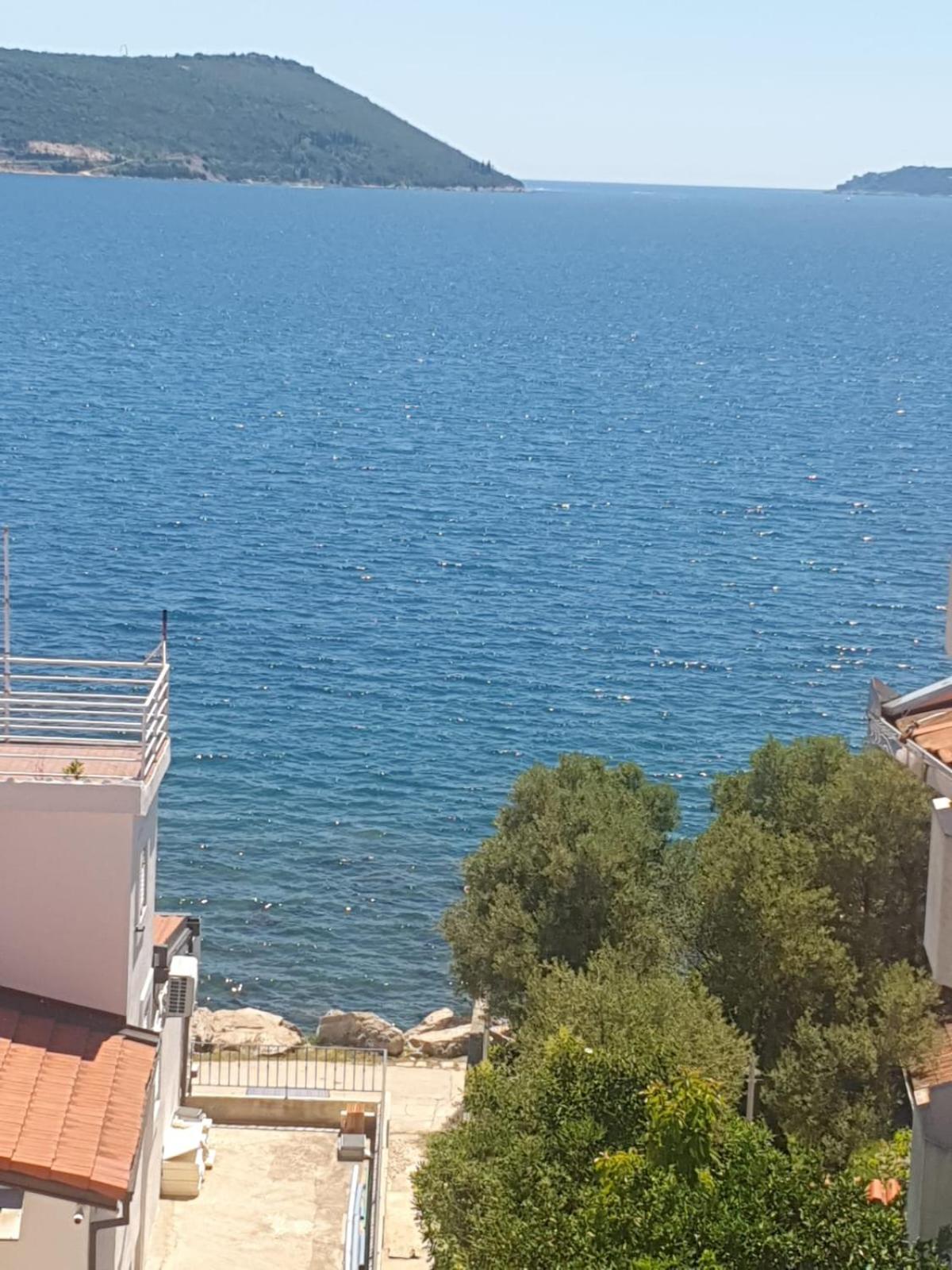 Sea View Apartments Herceg Novi Kültér fotó