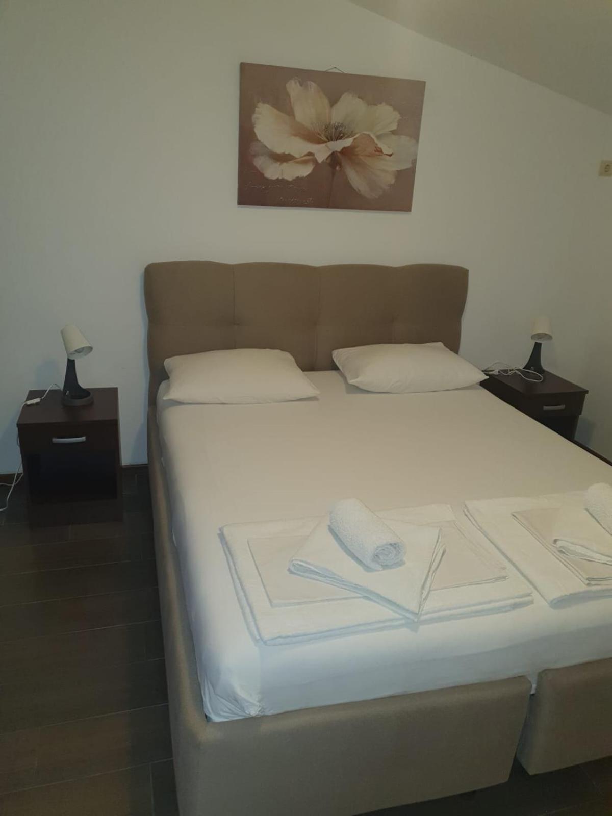 Sea View Apartments Herceg Novi Szoba fotó